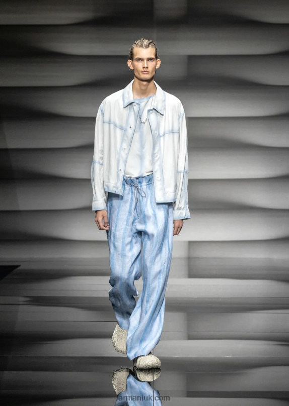 Lightweight Goatskin Suede Blouson With Handcrafted Gradient Effect Men VP6Z81293 Armani Ice