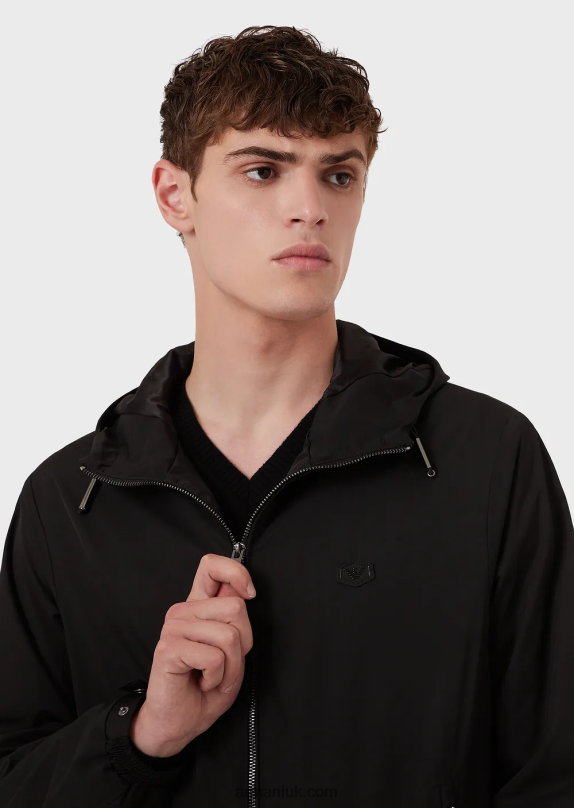 Water-Repellent Nylon Blouson With Hood And Logo Patch Men VP6Z81342 Armani Black